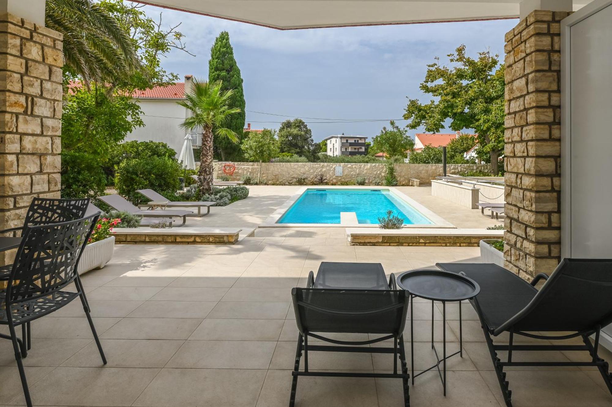 נובליה Seagull Pool Apartments & Studios מראה חיצוני תמונה