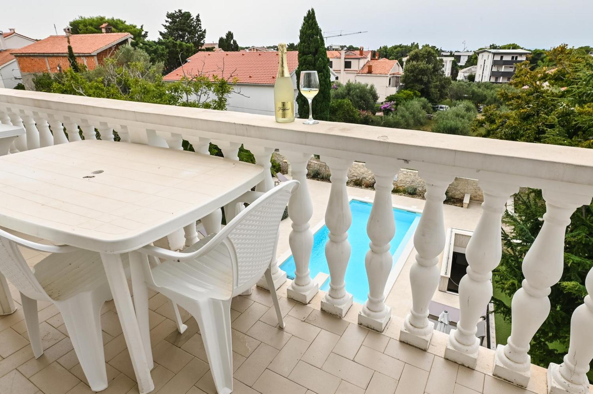 נובליה Seagull Pool Apartments & Studios מראה חיצוני תמונה