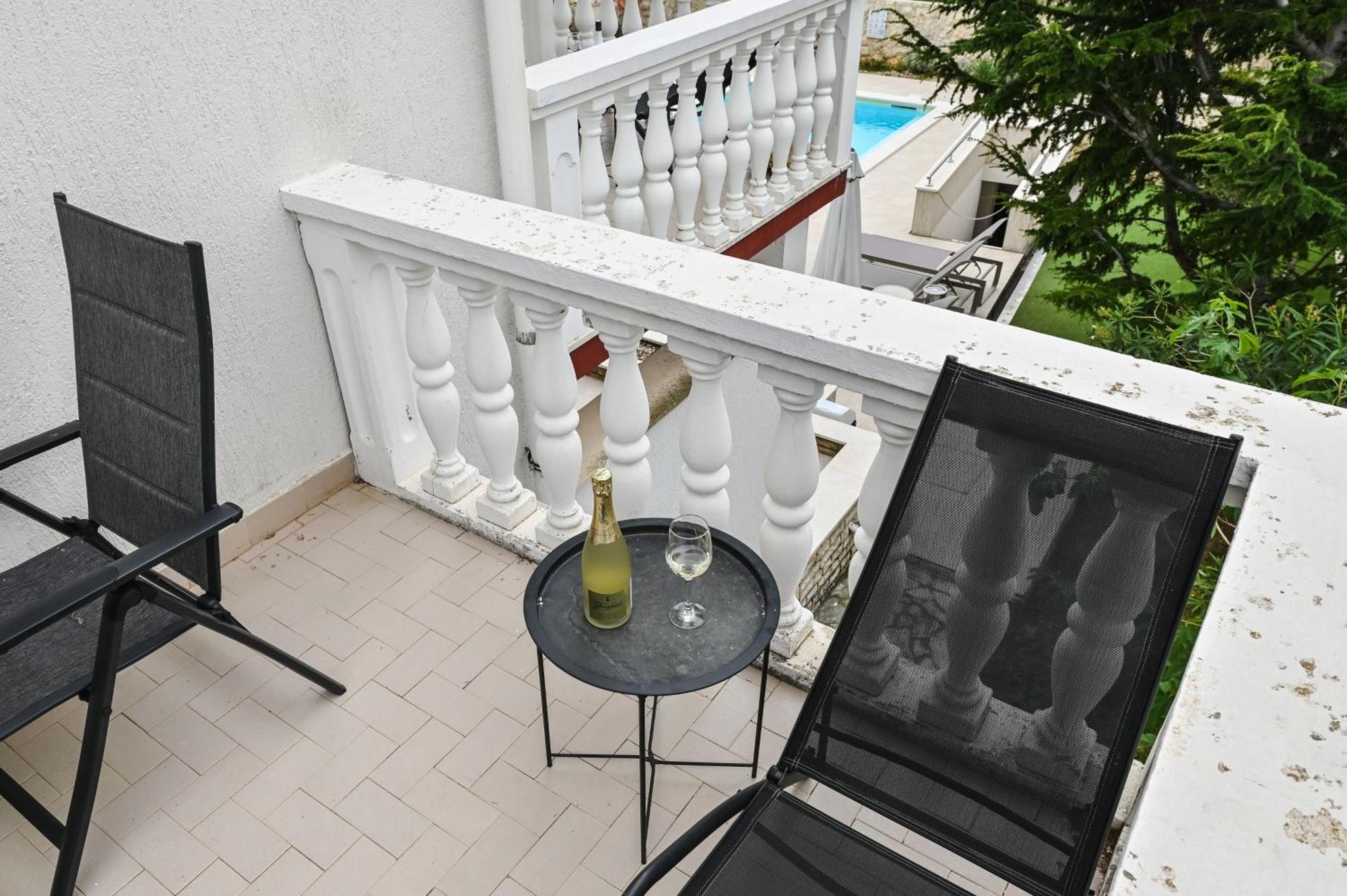 נובליה Seagull Pool Apartments & Studios חדר תמונה